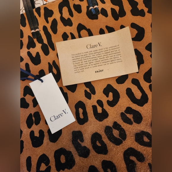 Clare V simple tote in leopard - Picture 16 of 17